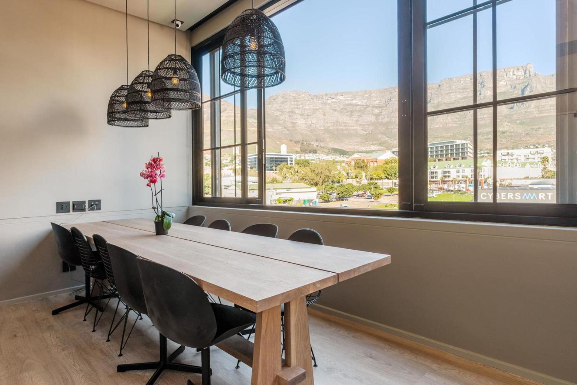 Apartment East Oasis At The Harry *